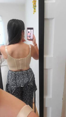 Customer wearing Shapeey bra 5
