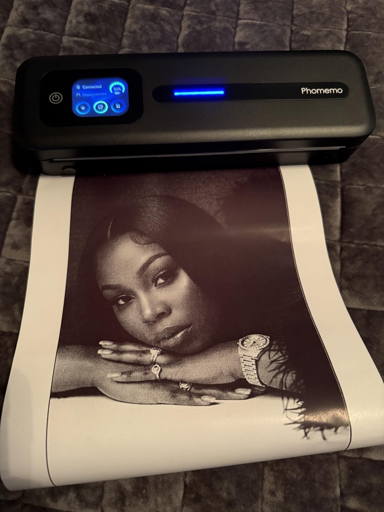 M832D Touchscreen Thermal Printer: Portable A4 Bluetooth Printer