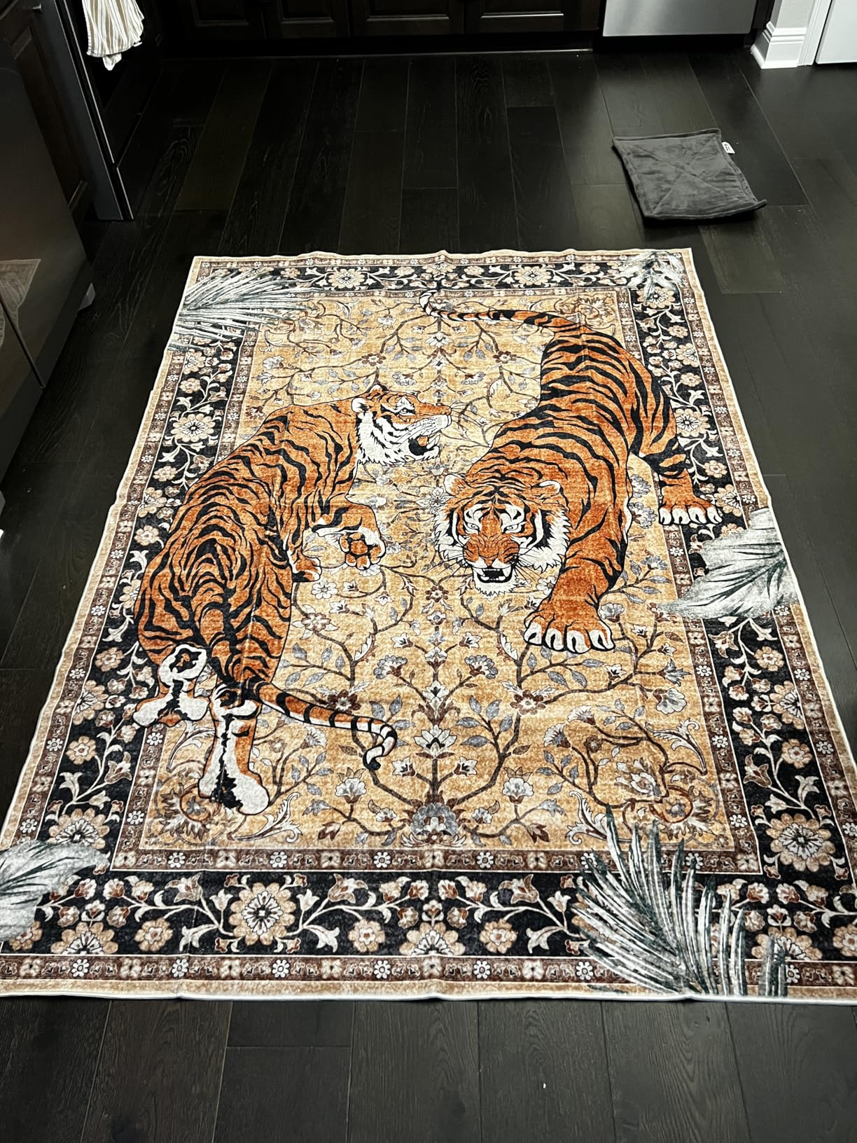 Washable Brown Wild Tiger Rug | Rava Vintage Style - Lahome