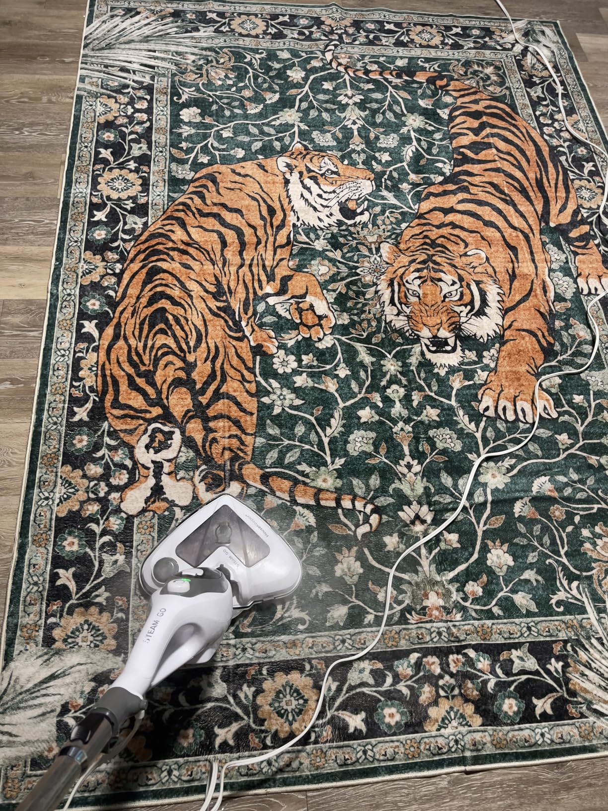 Washable Red Wild Tiger Rug | Rava Vintage Style - Lahome